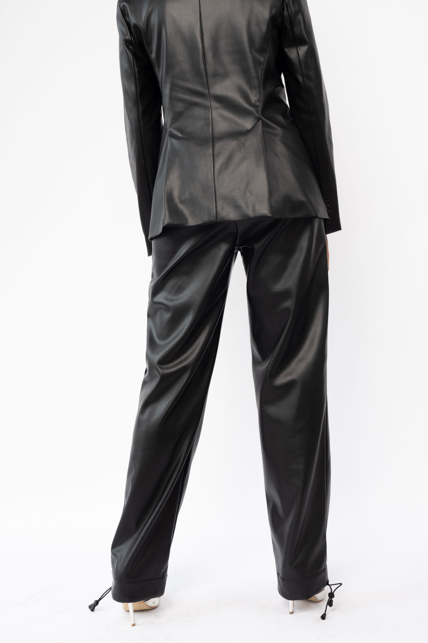 WHITNEY ALLYSYN TALL WOMEN BLAZER CAPSULE COLLECTION